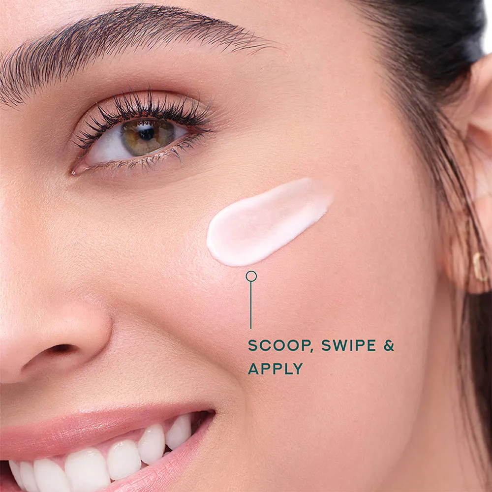 Pond's Ponds Light Moisturiser Non-Oily Fresh Feel With Vitamin E + Glycerine