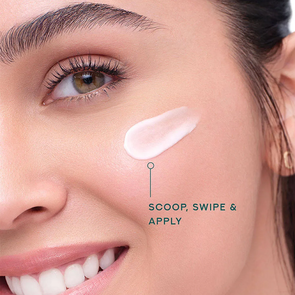 Pond's Ponds Light Moisturiser Non-Oily Fresh Feel With Vitamin E + Glycerine