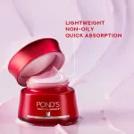 Pond's Ponds Age Miracle Day Creme & Age Miracle Ultimate Youth Serum Combo view 4