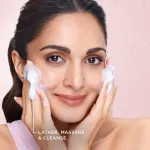 Pond's Ponds Bright Beauty Facewash with Niacinamide, For Glass Skin-like Shine view 5