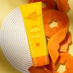 Aqualogica Glow+ Oil Free Moisturizer with Papaya & Vitamin C for Glowing Skin view 11