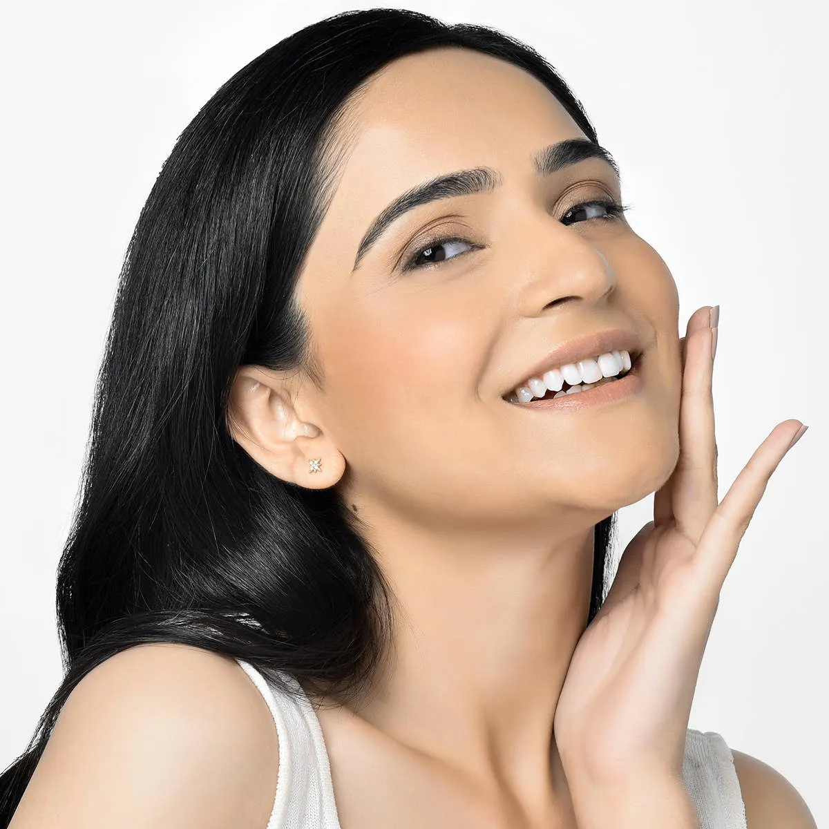 Mamaearth Glow Serum Foundation Mini Tube